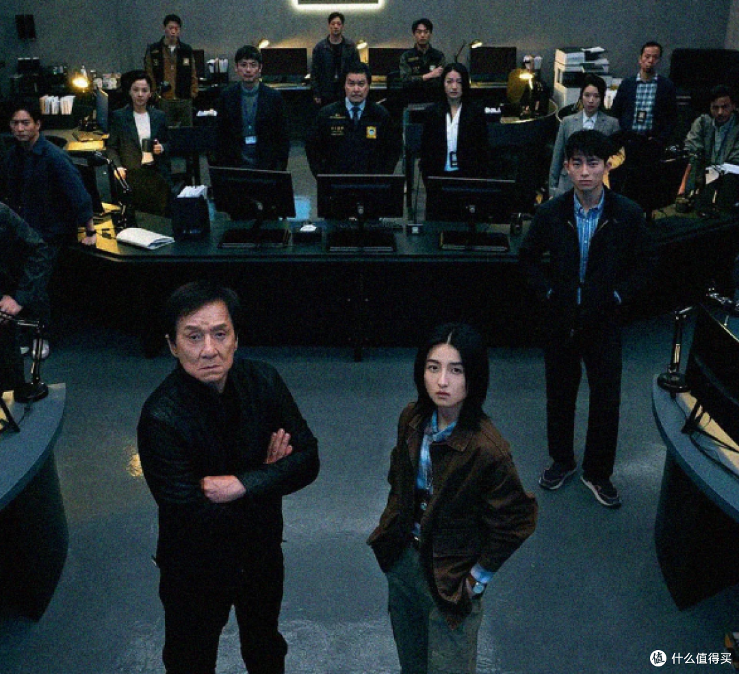 《捕风捉影》:成龙式动作美学与时代命题的碰撞_影视_什么值得买