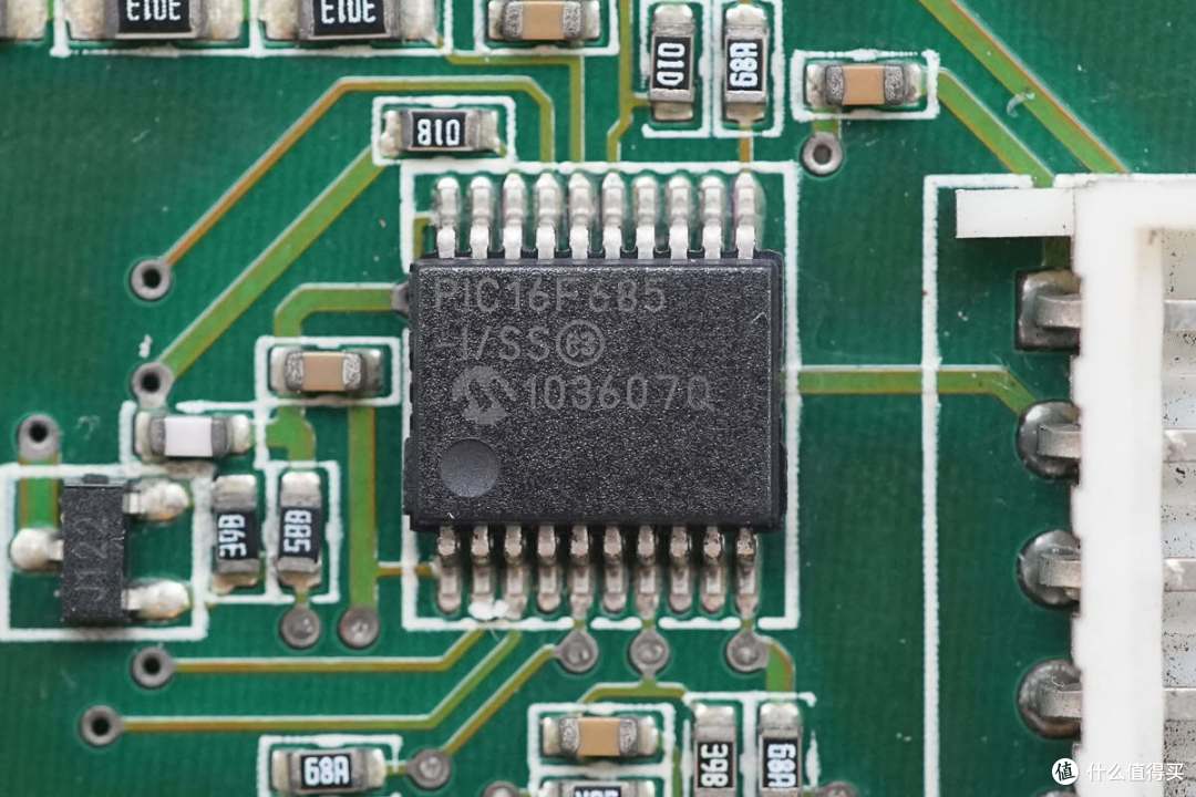 PFC+正激架构设计,艾默生1725W开关电源模块拆解