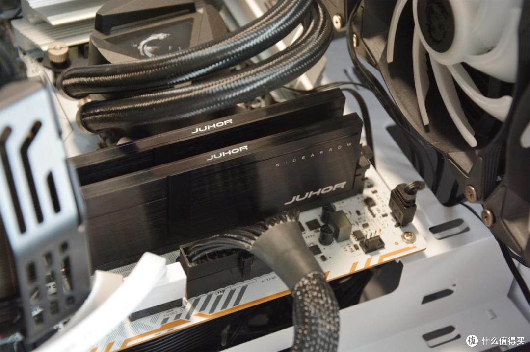 AMD装机不用挑,内存就选玖合异刃DDR5系列,一键EXPO性能拉满