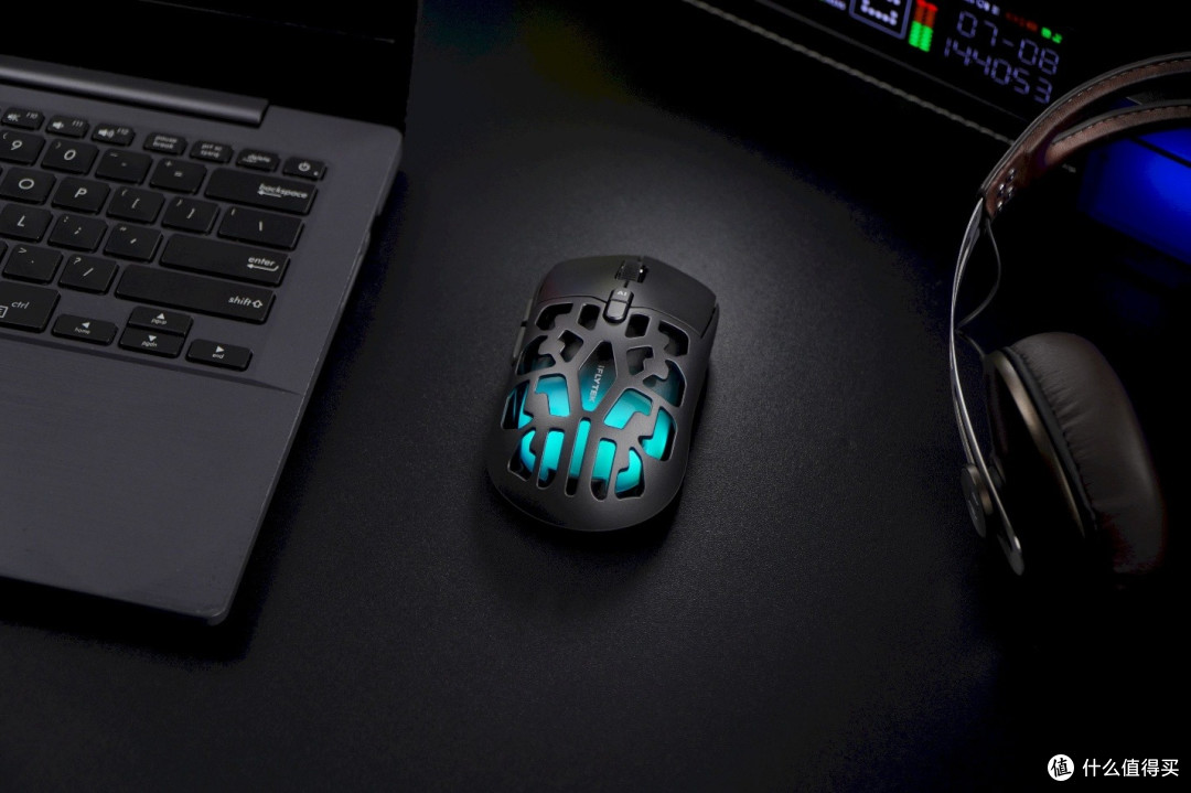 每分钟400字!讯飞智能语音鼠标评测:98%识别率碾压键盘