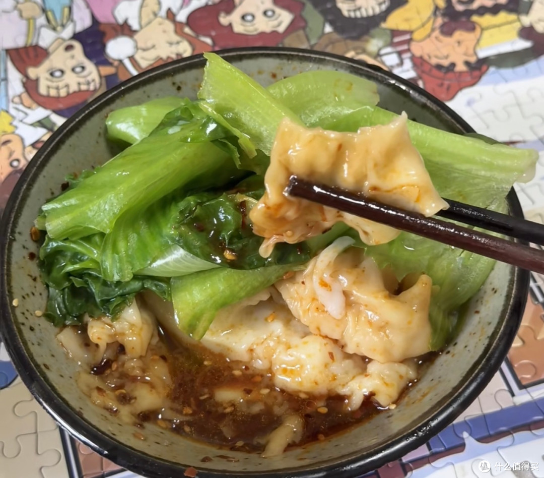 邪修做饭就是快!混沌皮变身虾滑大碗宽面超惊艳
