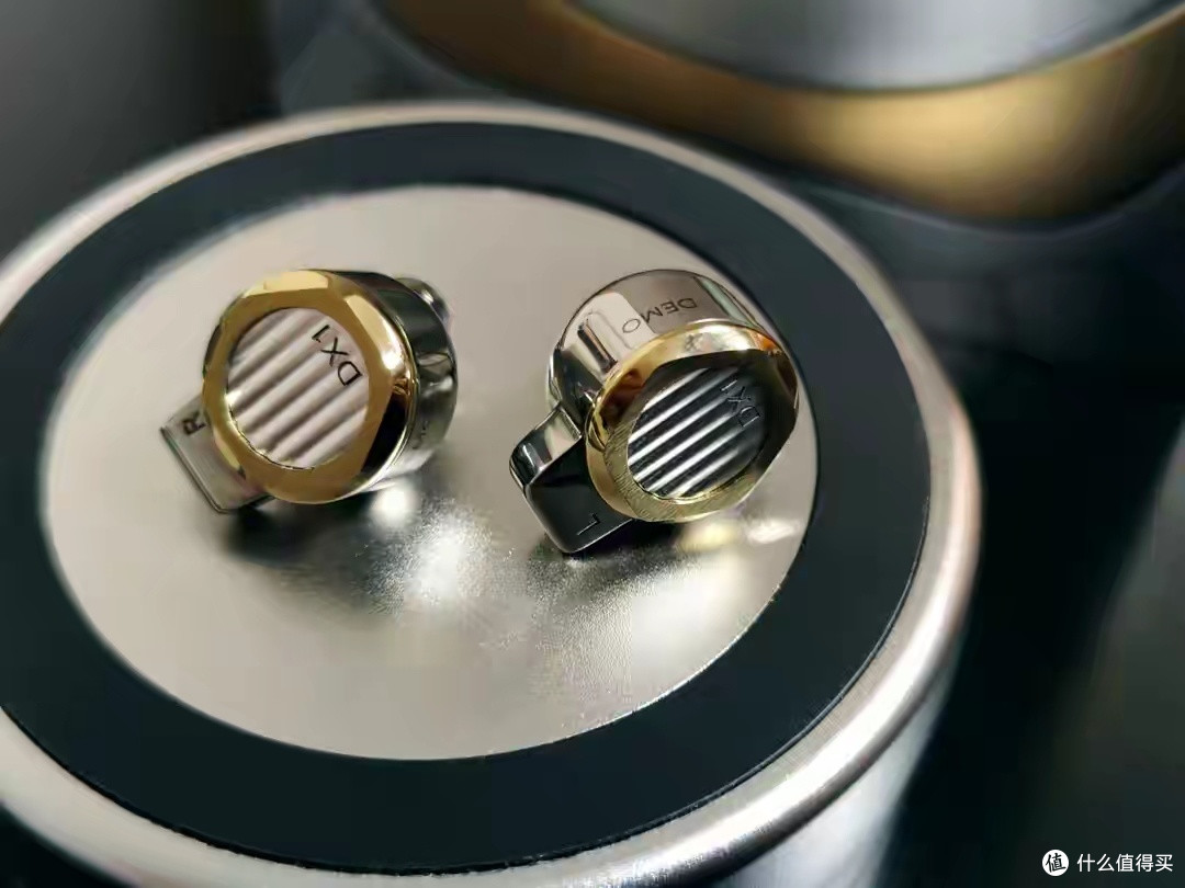 #HiFi便携亮眼套装#握着不重听着不累 海贝R3 Pro II+铄耳DX1评测