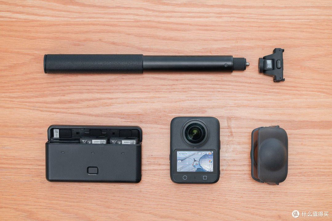 大疆 Osmo 360:双 1 英寸 + 8K/50fps,改写全景相机市场格局