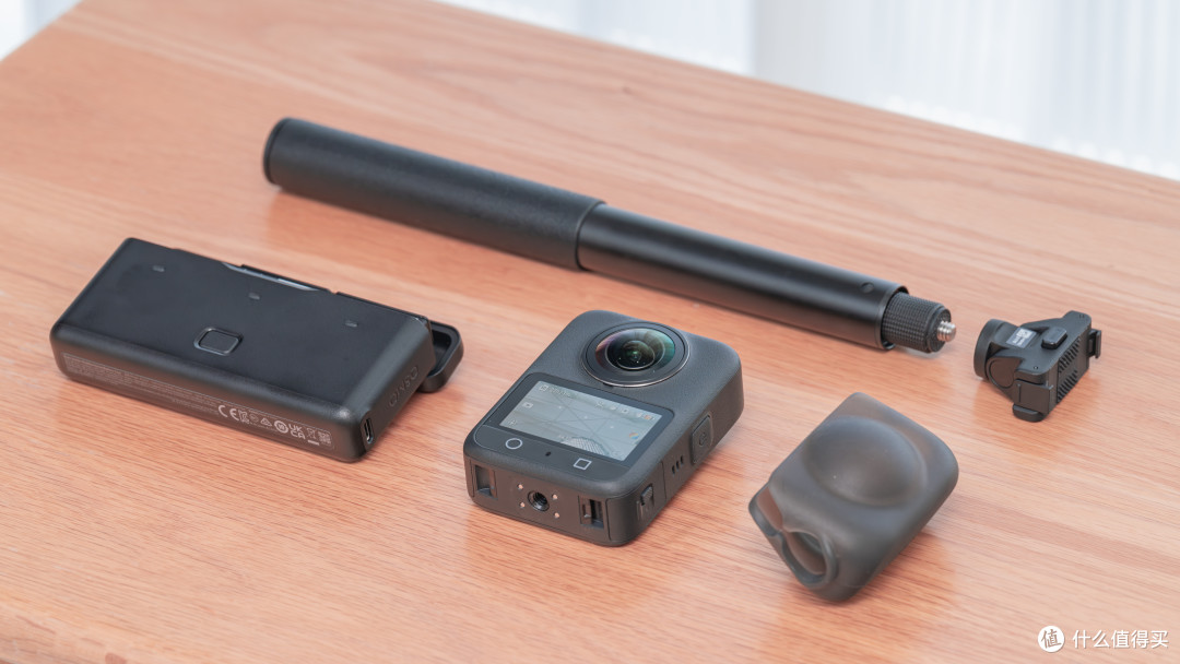 大疆 Osmo 360:双 1 英寸 + 8K/50fps,改写全景相机市场格局