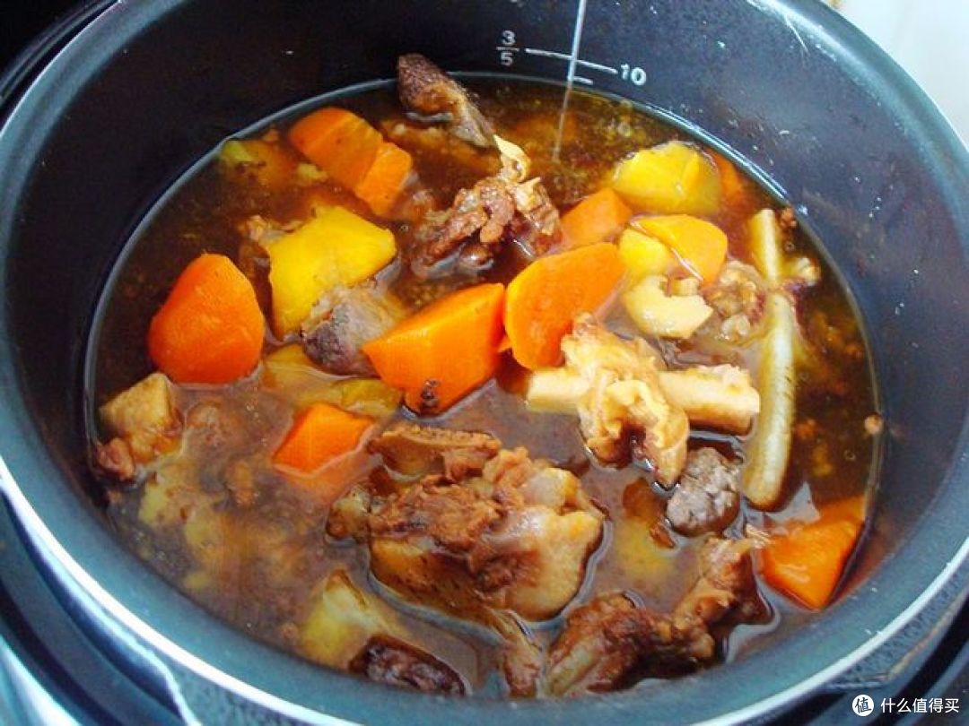 电饭煲胡萝卜炖羊肉做法,秋冬滋补好味道!