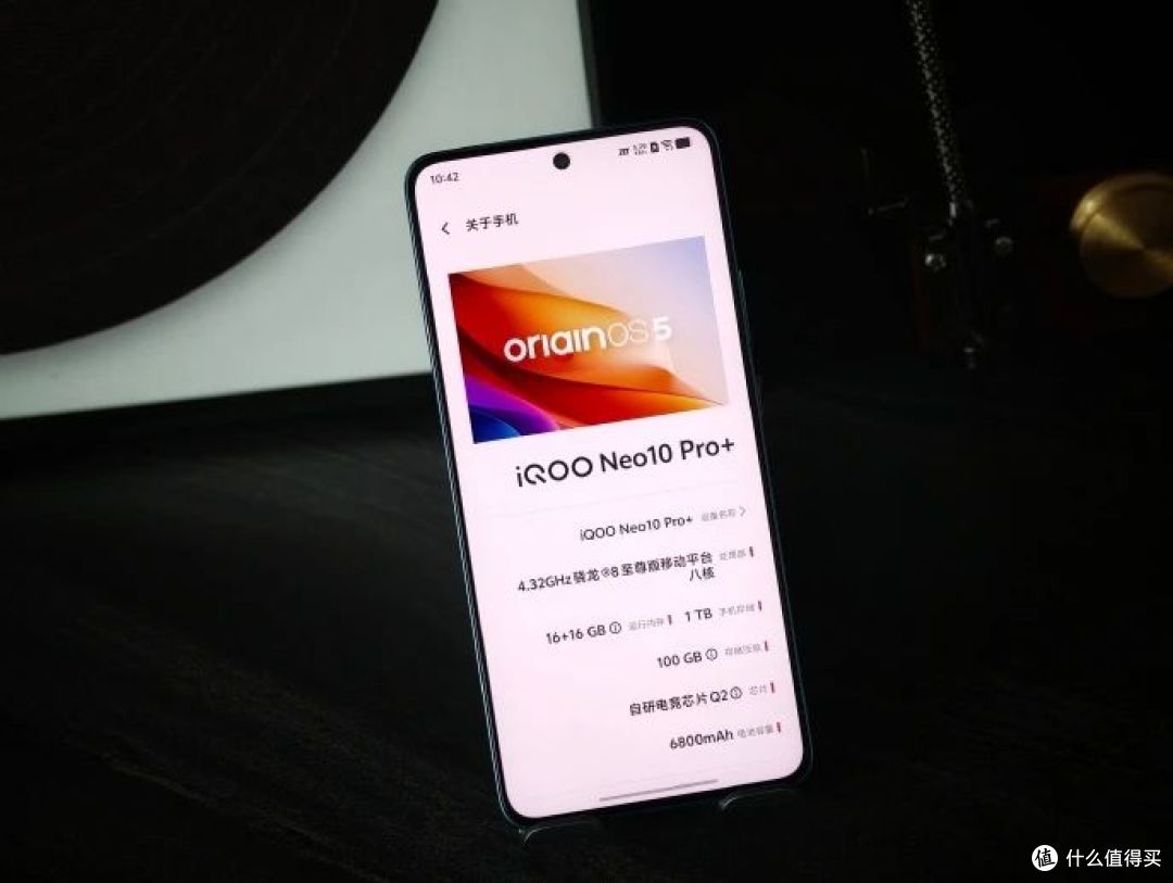 真我GT7、一加Ace5Pro和iQOO Neo10 Pro放一块,真的还挺难选的