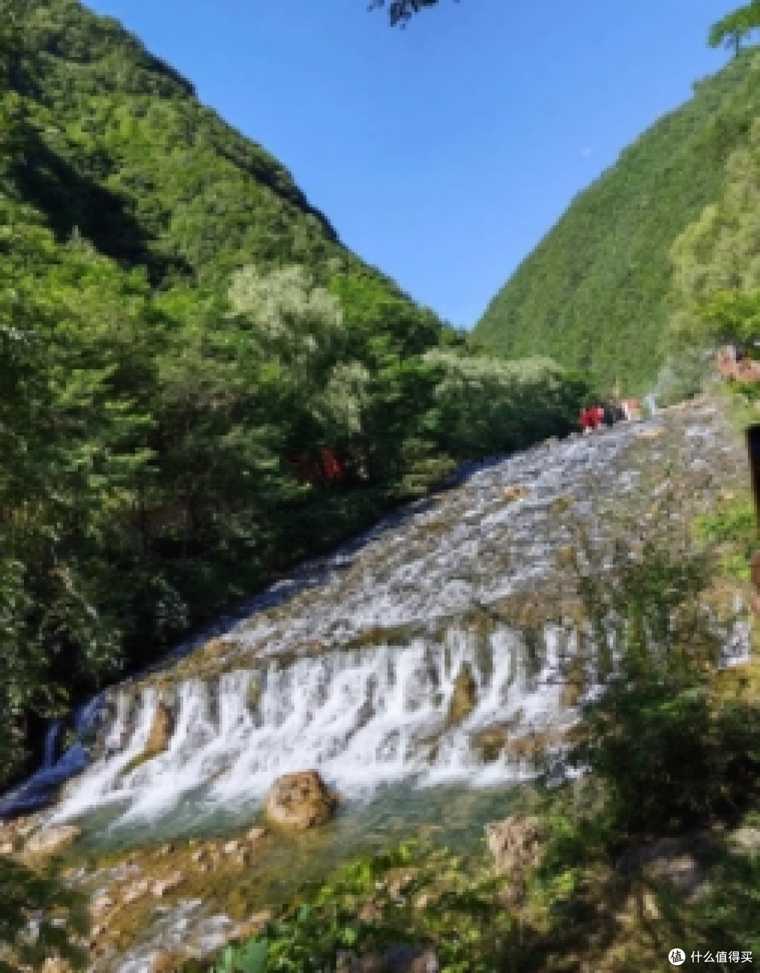 甘肃陇南官鹅沟深度旅游攻略：探秘陇上小九寨的秋日秘境