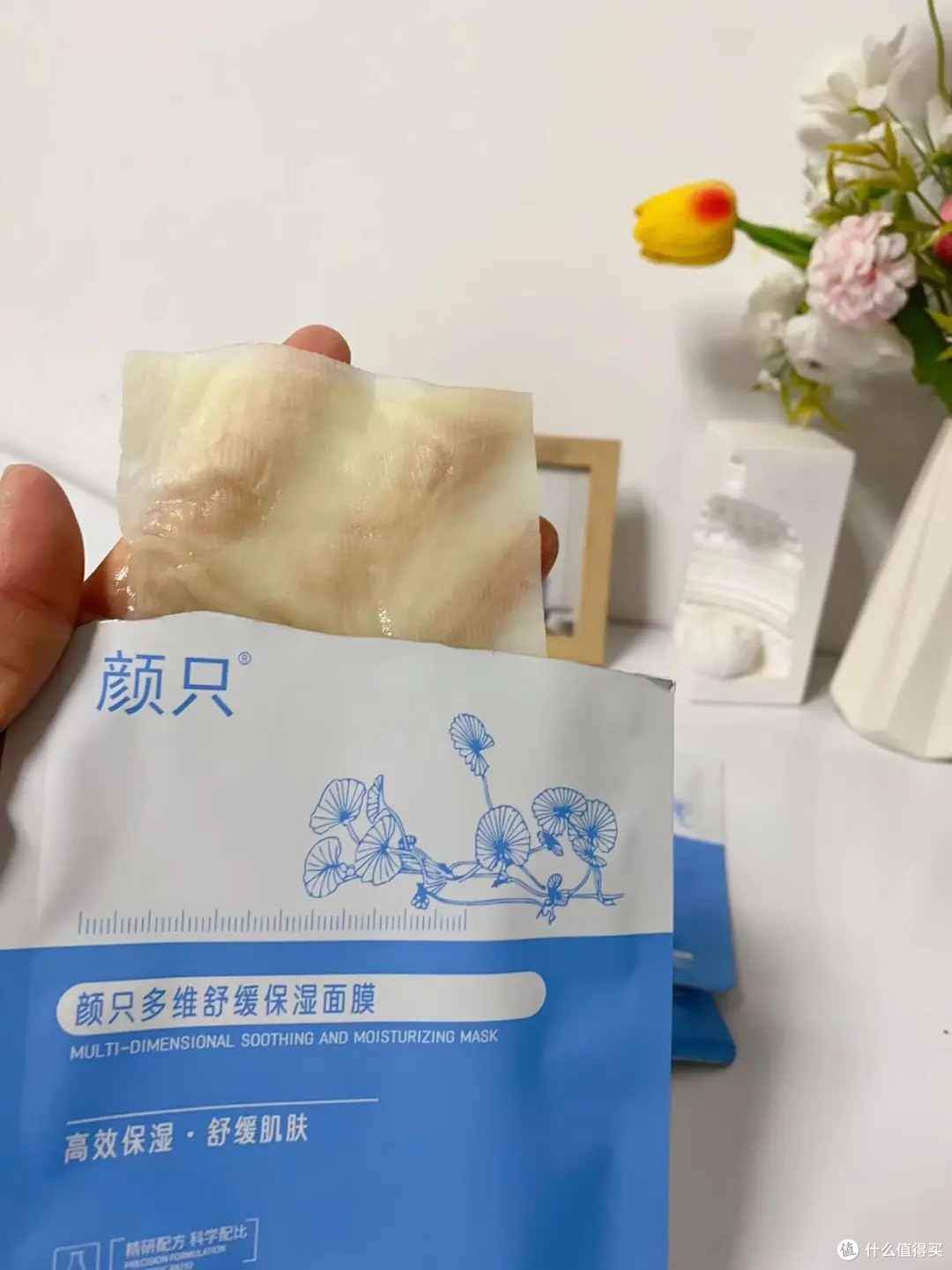 专为脆弱肌肤设计的修护面膜,强韧屏障告别红血丝困扰