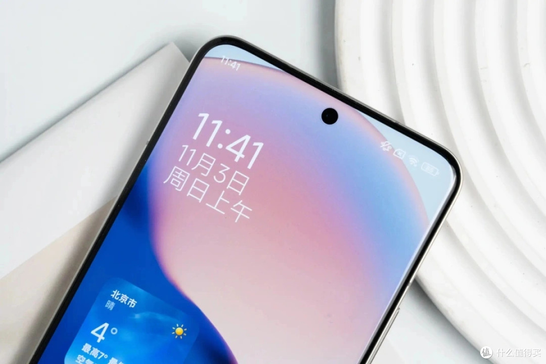 小米放弃高利润,16GB+1TB跳水1330元,6100mAh+2K屏+龙晶玻璃