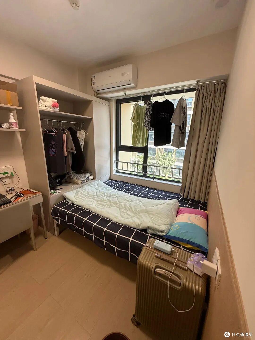 香港一姑娘的房子火了,不足14㎡,竟有2房2厅,一个人住刚刚好!