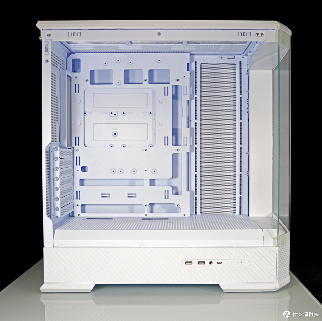 入门游戏神 U!AMD R5 9500F 搭配 B850 重炮手 WIFI7 W 战未来