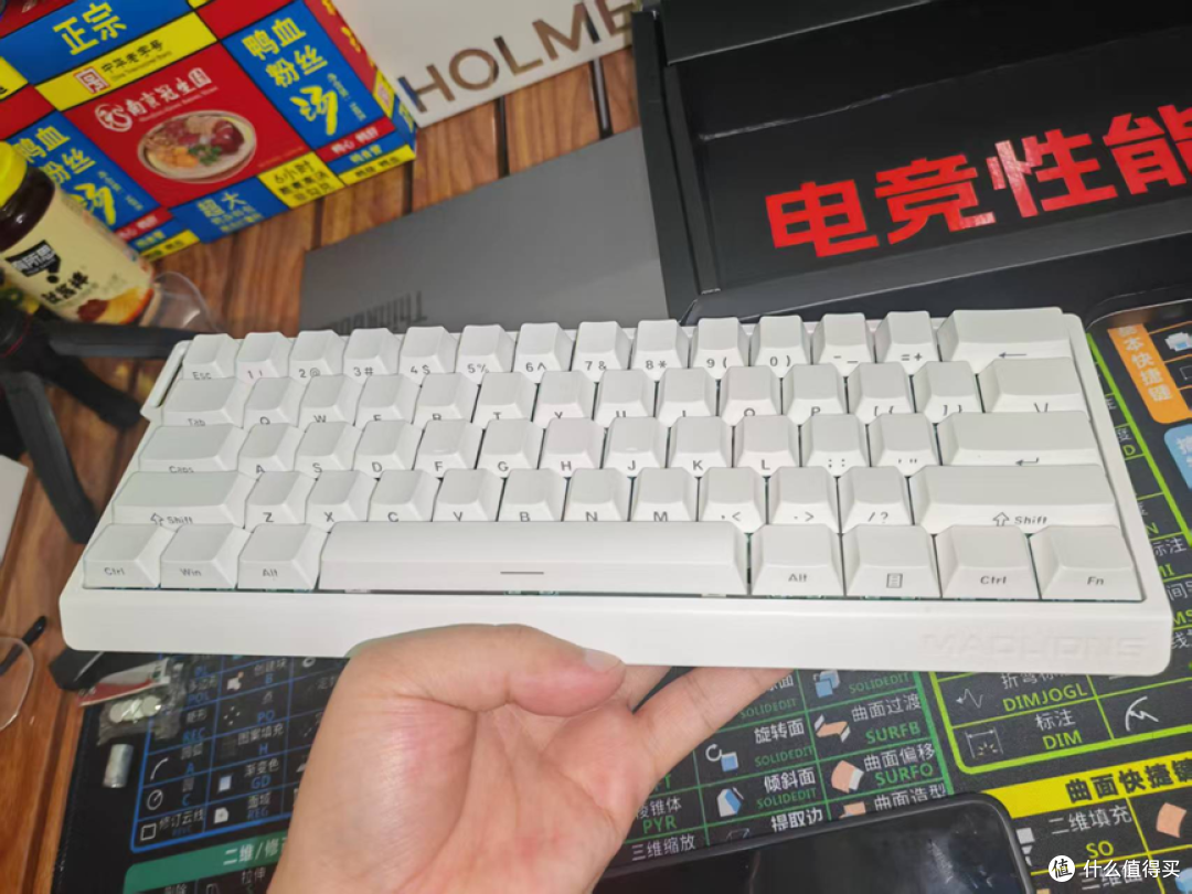 美加狮 MAD 60 RGB怎么样?一款一百出头的高性能磁轴键盘!