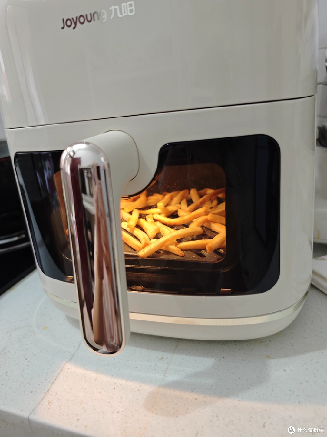九阳空气炸锅：懒人做饭神器！免翻面还解锁食谱​