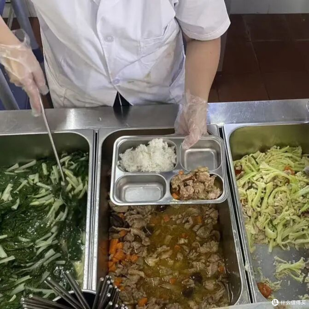 开学省钱攻略！食堂VS外卖性价比测评，每月多省500+