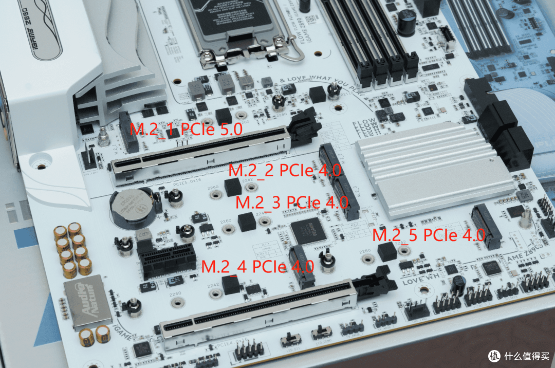 开学开黑不卡顿，七彩虹iGame RTX 5070 Ultra 12GB助你畅玩游戏
