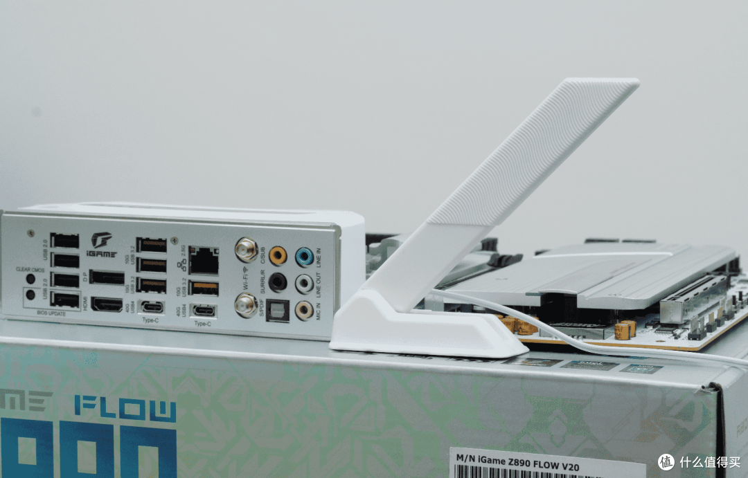 开学开黑不卡顿，七彩虹iGame RTX 5070 Ultra 12GB助你畅玩游戏