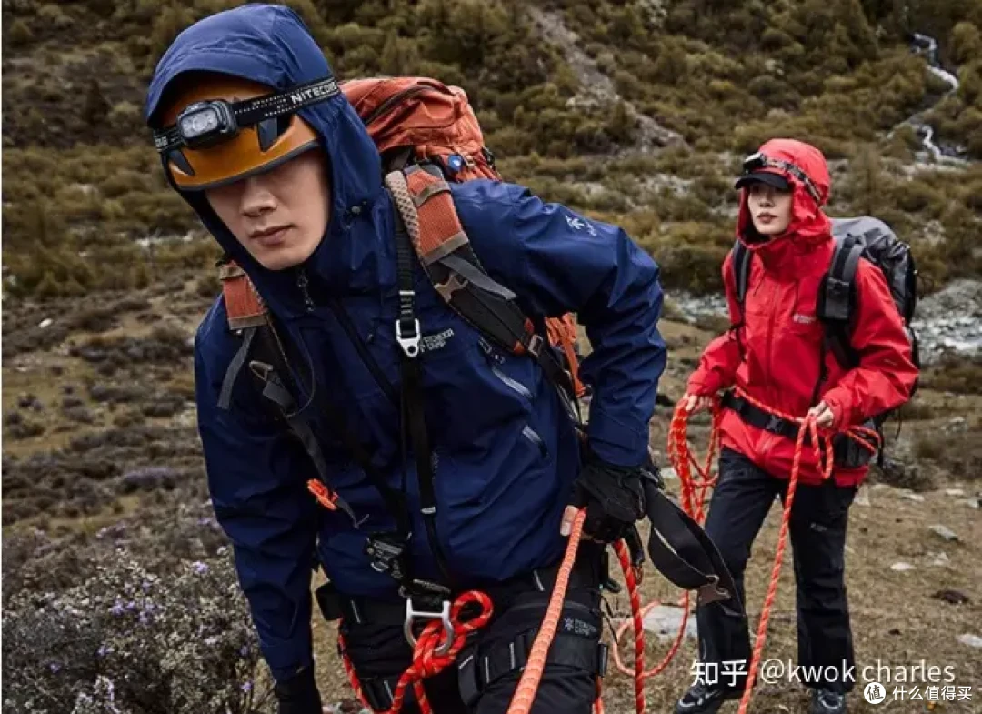 冲锋衣十大名牌排名干货!这份攻略帮你秒懂什么牌子好不踩坑