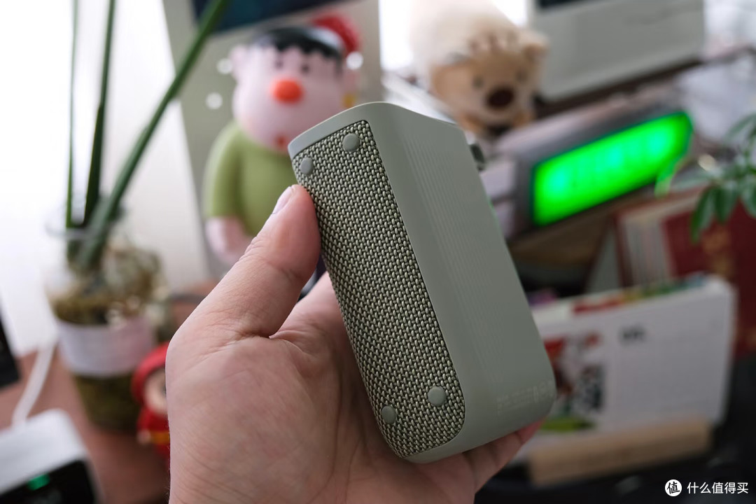 年轻人的音乐砖——红米蓝牙小音箱