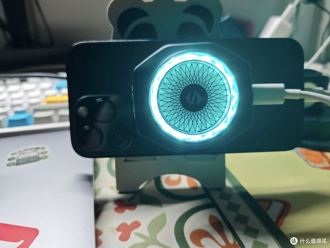 黑鲨5Pro磁吸散热器试用报告