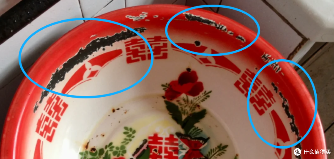 红极一时的“搪瓷盆”为何被淘汰了?看过这些原因,你就不奇怪了