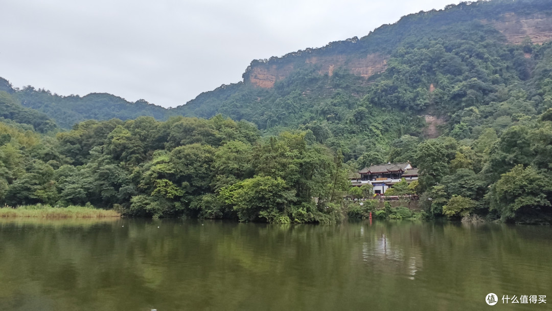 月城湖