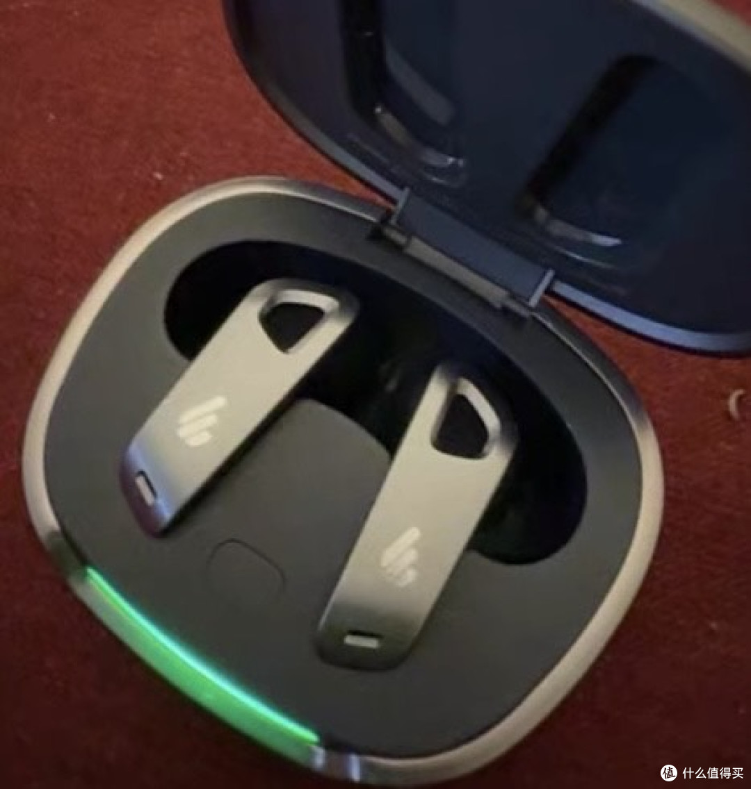 对比AirPods Pro,漫步者耳机的优缺点