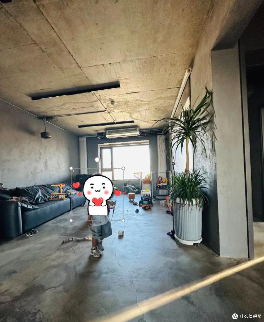 不砸钱搞装修，直接入住“毛坯房”，只花1万块，满满的高级感