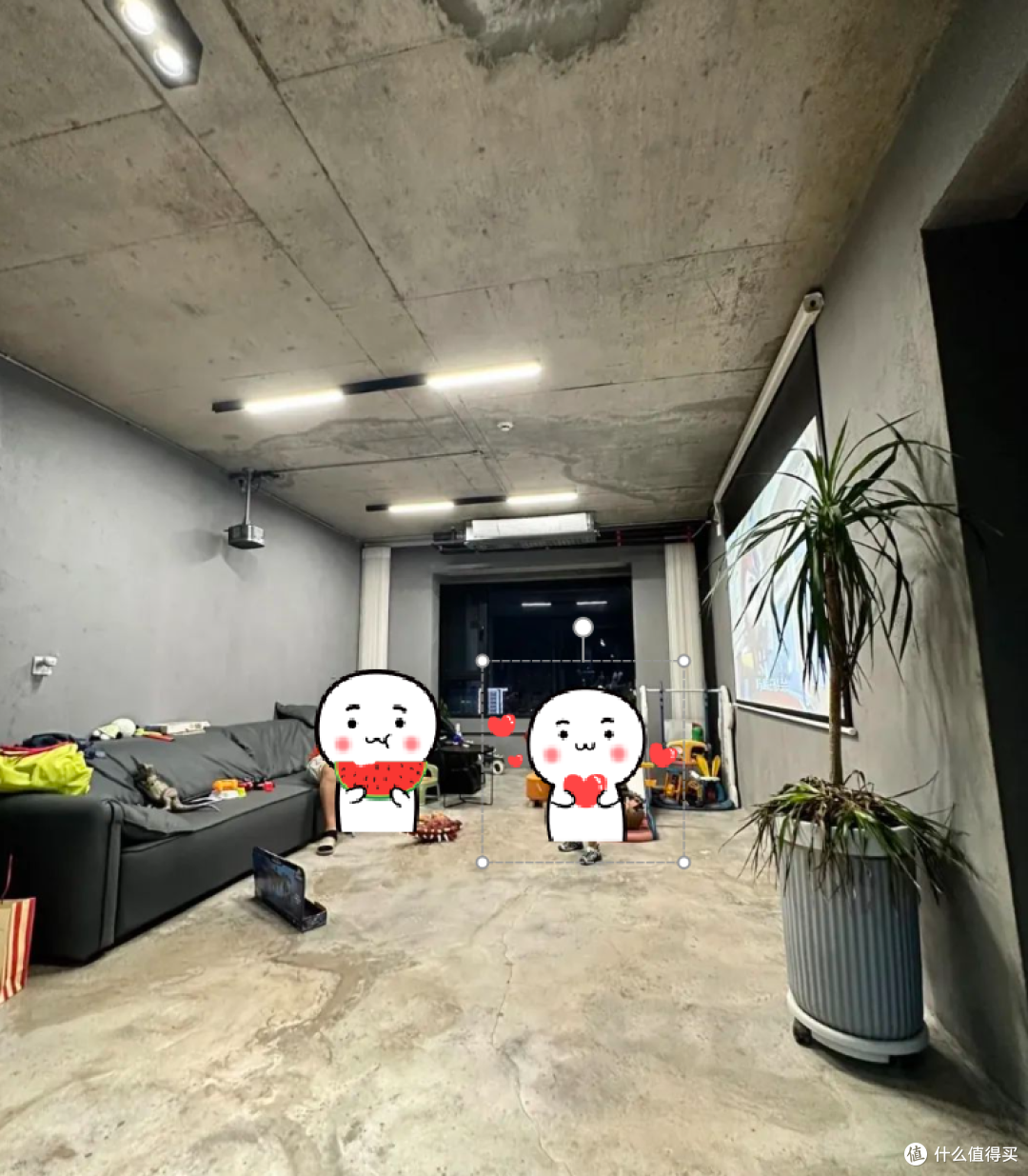 不砸钱搞装修，直接入住“毛坯房”，只花1万块，满满的高级感