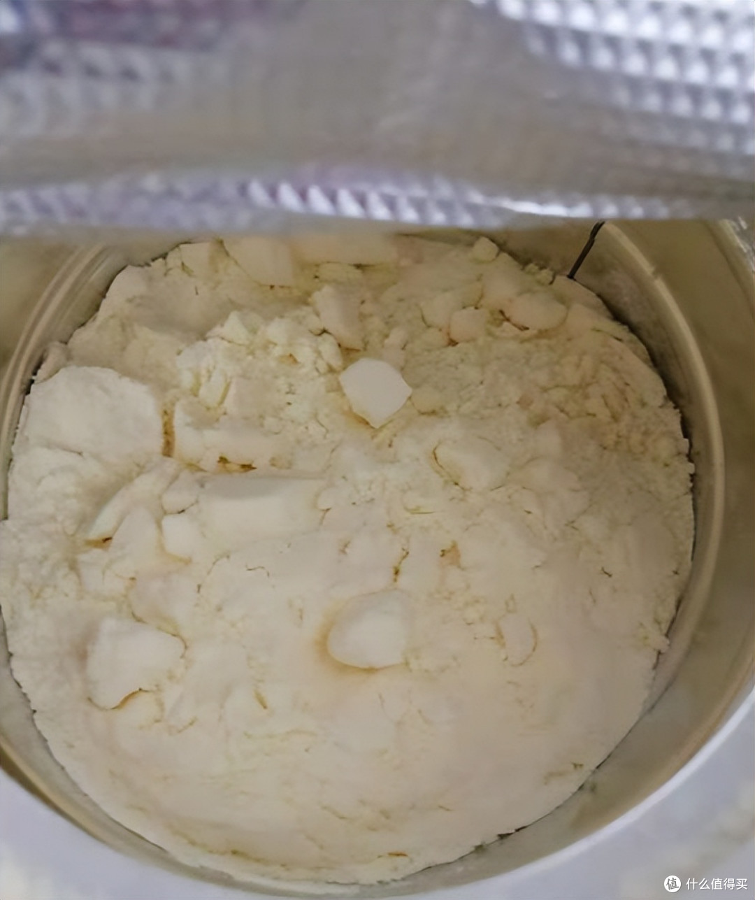 这5种物品,开封后保质期就“失效”,看似还能吃,其实早变质了