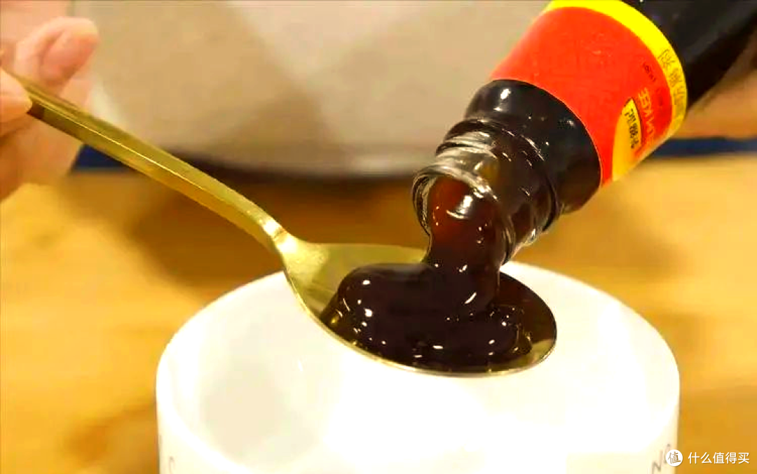 这5种物品,开封后保质期就“失效”,看似还能吃,其实早变质了
