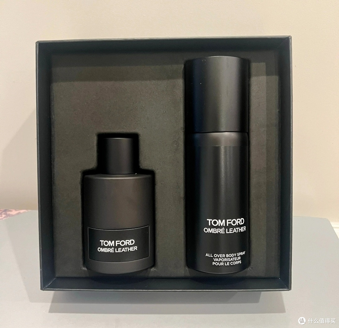 骑上摩托之前,别忘了喷它——TOM FORD光影皮革香水