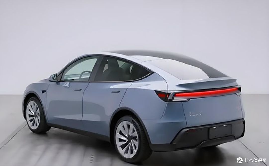 特斯拉Model Y L上市，起售价33.9万元，定位豪华电动SUV！