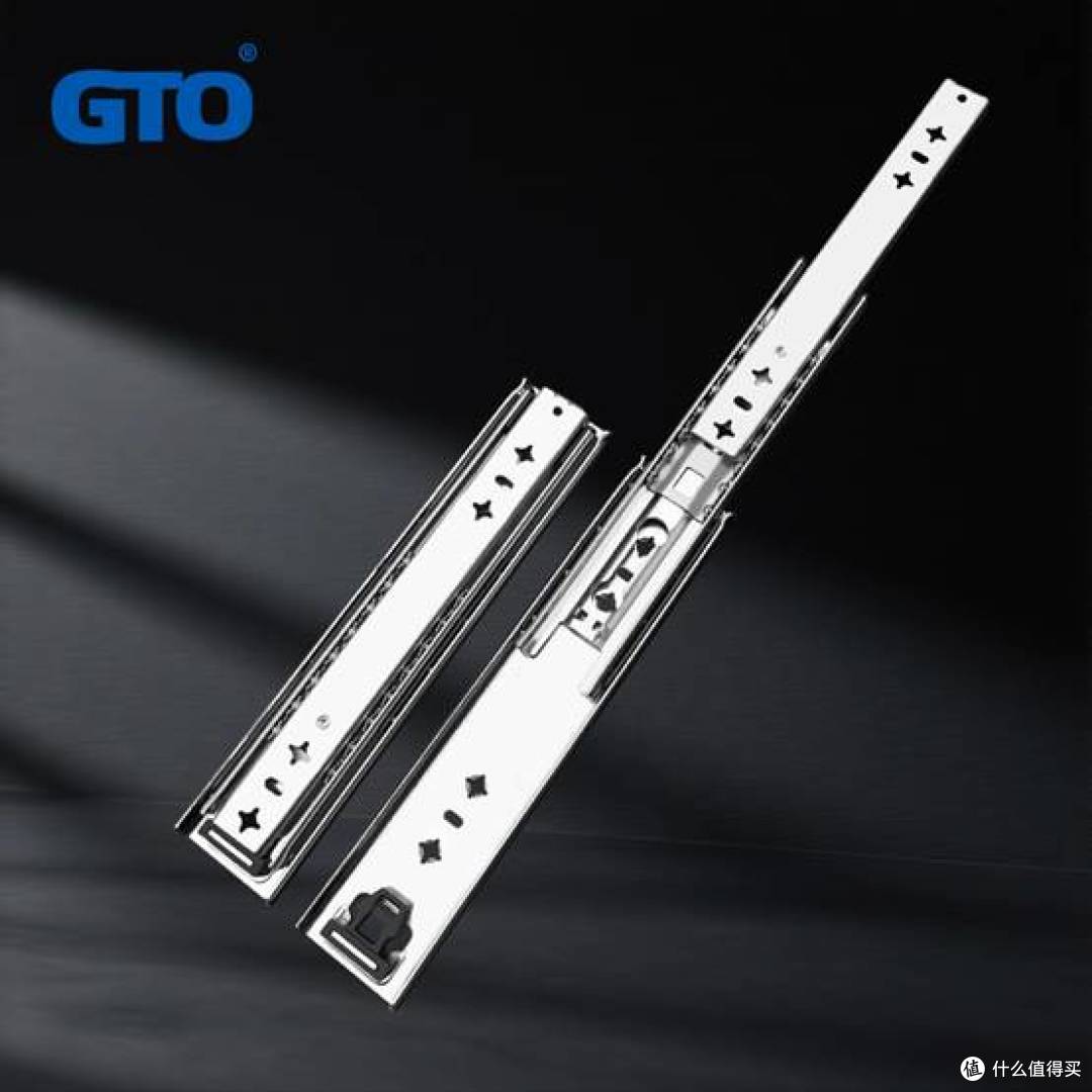 ⁰⁰²光伏发电板中的重型工业滑轨应用与53mm选型解析