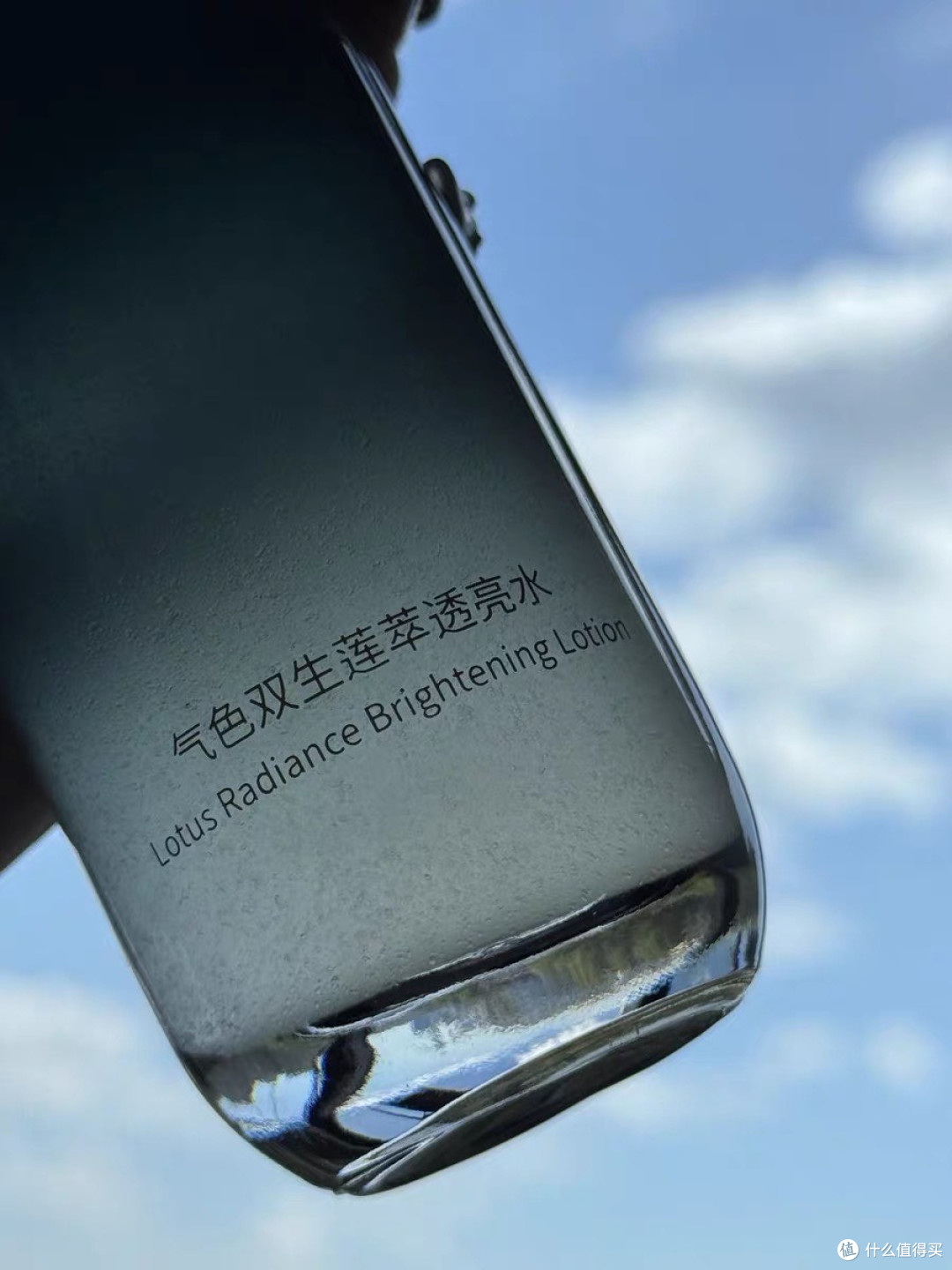 花西子好气色精华水：保湿温和兼备