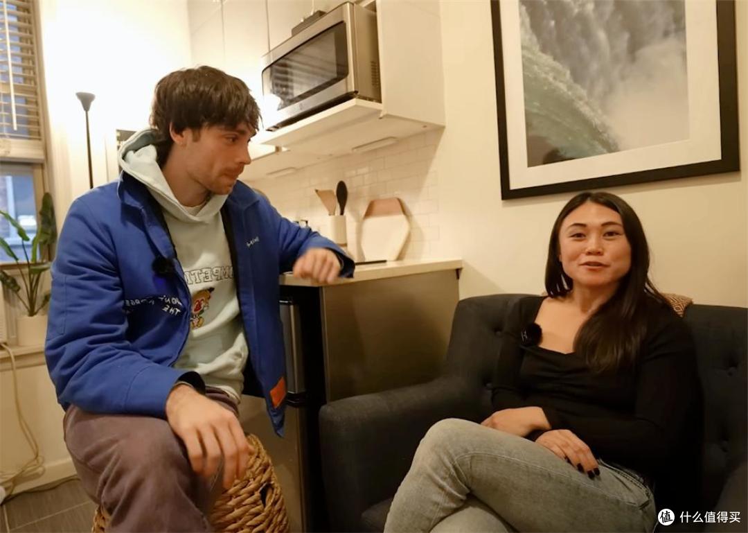 香港一对夫妻的真实生活,蜗居7㎡小屋,一住就是3年,网友:羡慕