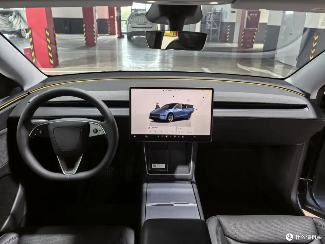 Model Y对比传统豪华车,新势力还是老贵族?