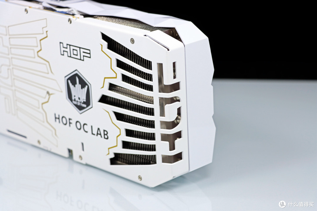 入门游戏神 U!AMD R5 9500F 搭配 B850 重炮手 WIFI7 W 战未来