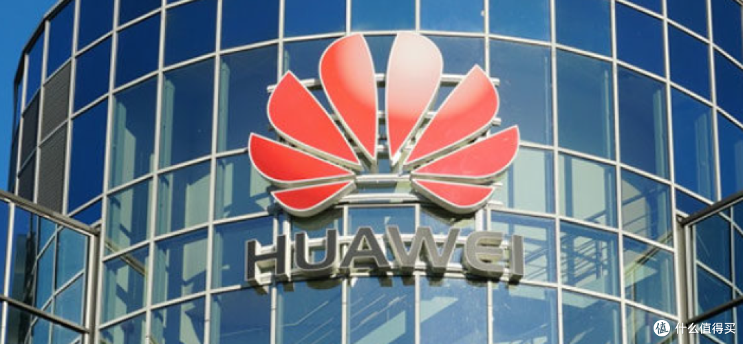 HuaWei第二代三折叠 华为Mate XTs非凡大师:国产旗舰的新答案