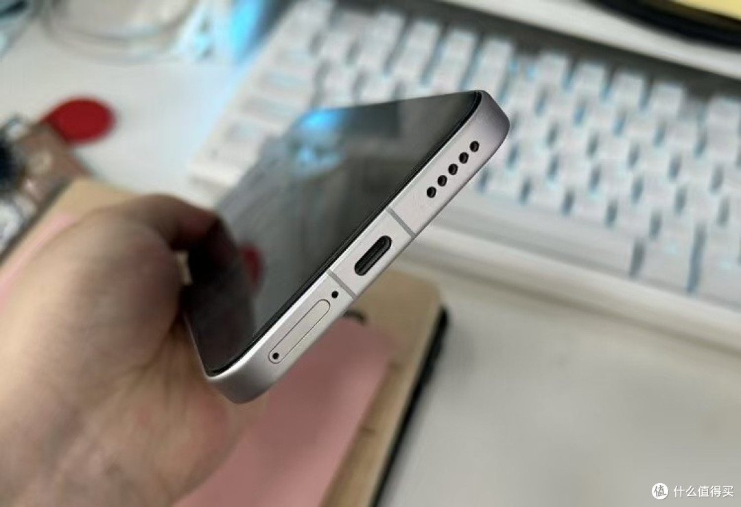 荣耀终于妥协了!金属中框+16GB+512GB+7200毫安,跌至2549元