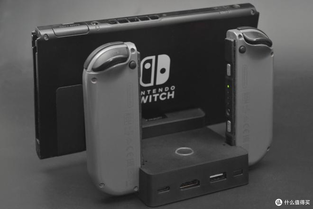 Switch底座的多种用途介绍