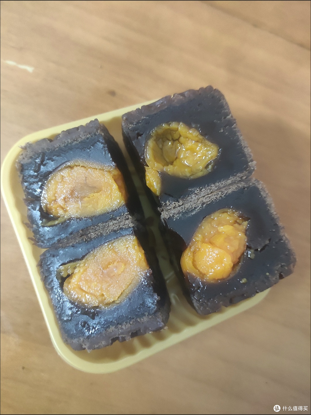 一口爱上!广州酒家X德芙联名月饼礼盒