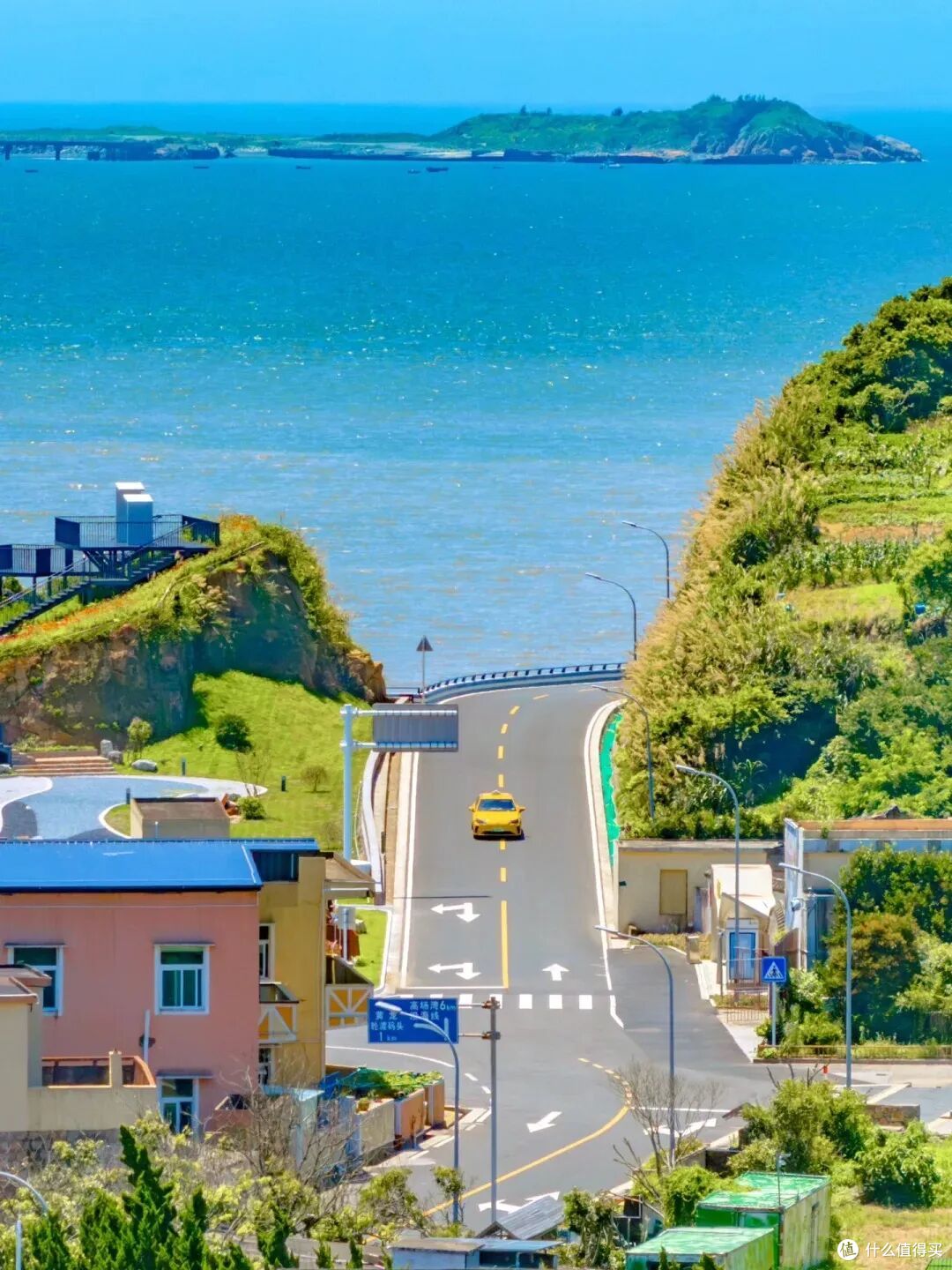 9月赏秋指南:从金色胡杨到蓝海渔村,解锁5处秋日限定浪漫
