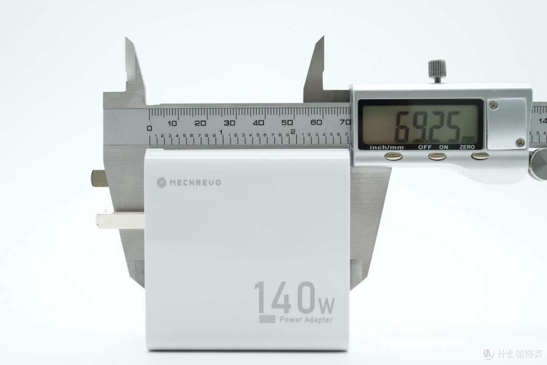 满足50系显卡笔记本电脑游戏供电需求，机械革命140W GaN快充拆解