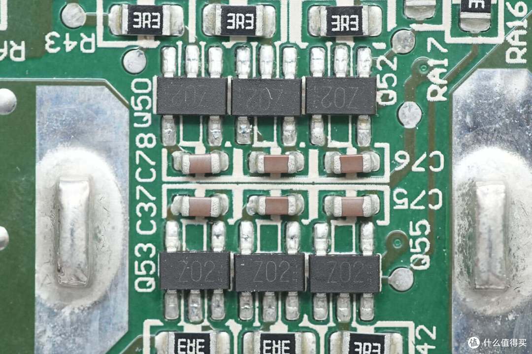 PFC+移相全桥架构设计，康舒1100W碳化硅服务器电源拆解
