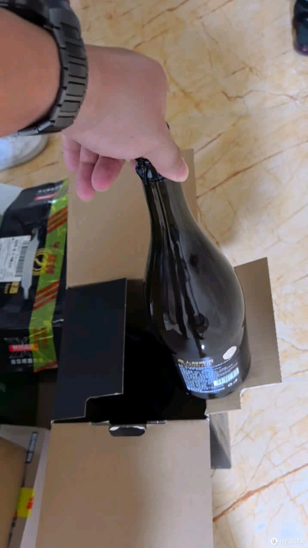 6瓶装12°P纯麦啤酒,醇厚口感