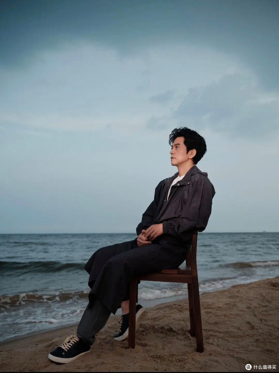 歌手李健的房子火了,仅一书房就圈粉无数,那叫一个高级,晒晒