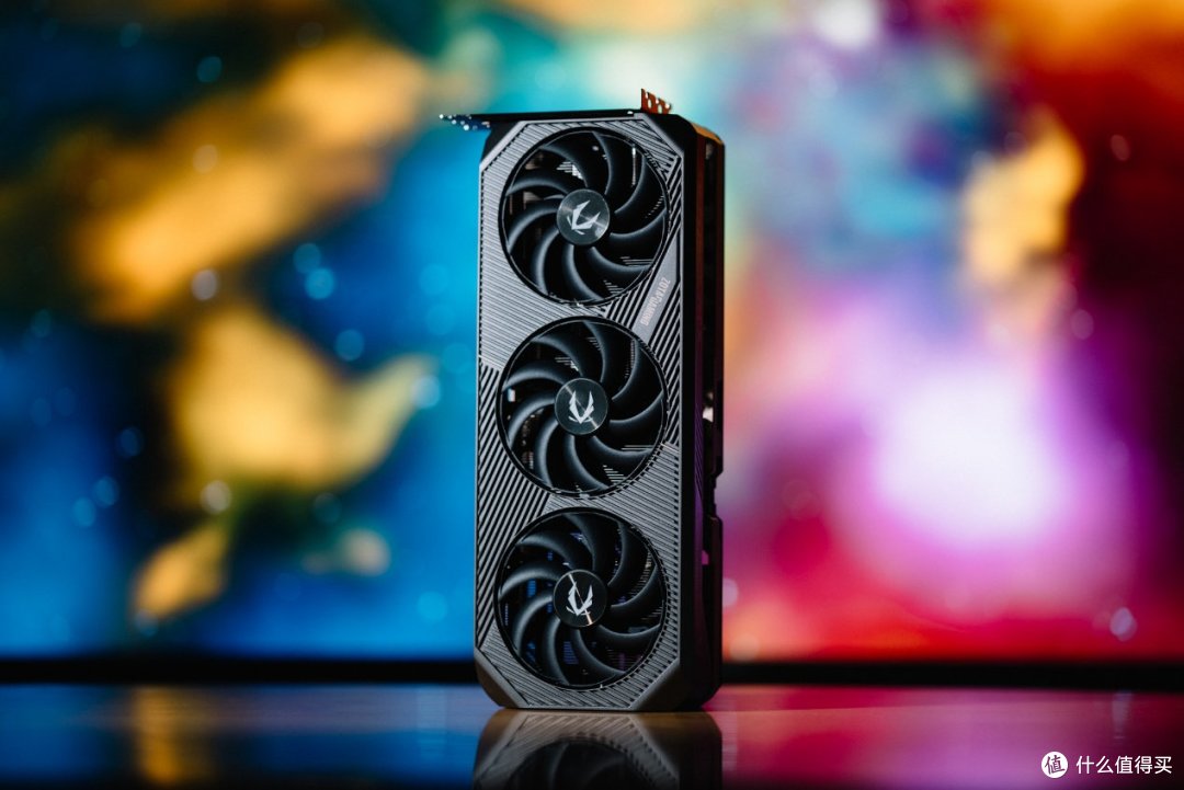 索泰GeForce RTX 5090 D v2 24GB SOLID OC评测：游戏依然很猛