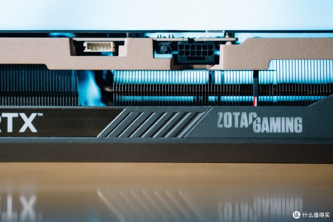 索泰GeForce RTX 5090 D v2 24GB SOLID OC评测：游戏依然很猛