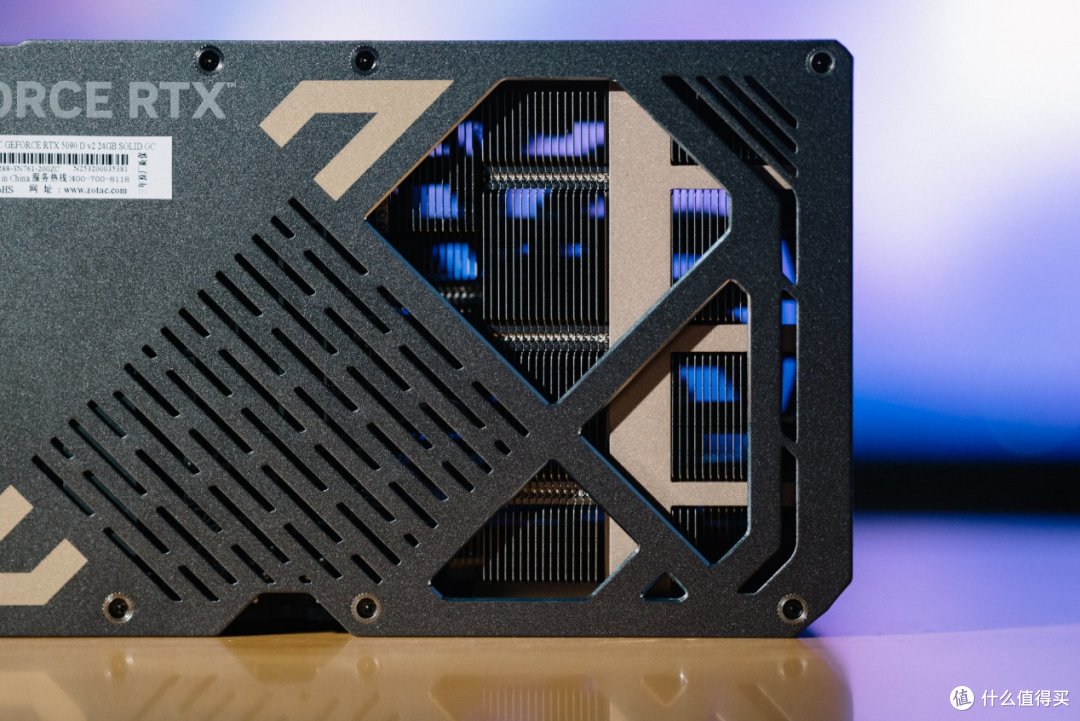 索泰GeForce RTX 5090 D v2 24GB SOLID OC评测：游戏依然很猛