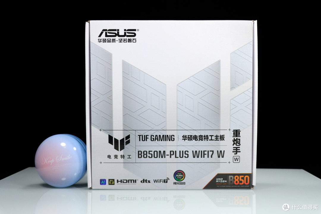 X3D 座驾扬帆起航!华硕 B850 重炮手白色版战未来!